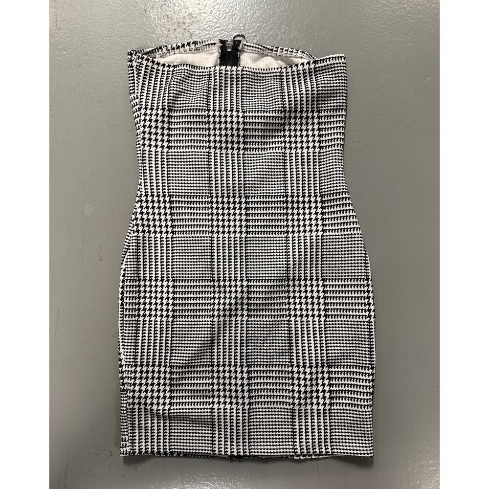 Better Be Houndstooth strapless dress with zip- Small